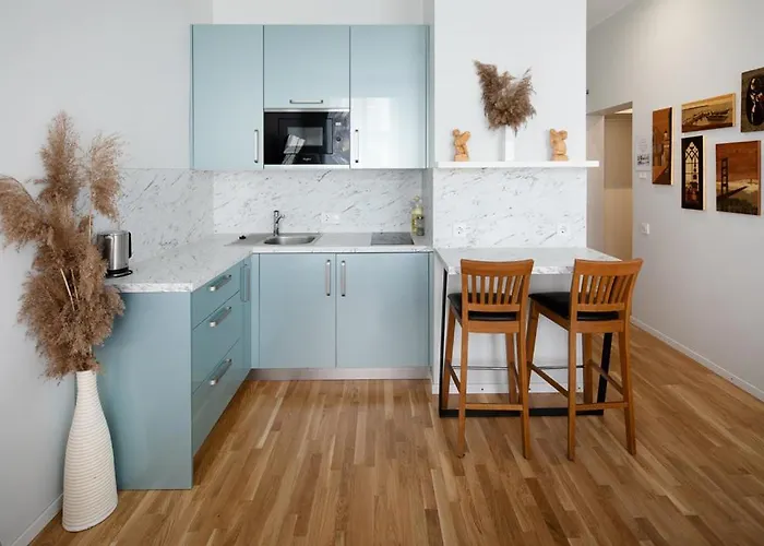 M7 Design In Center *